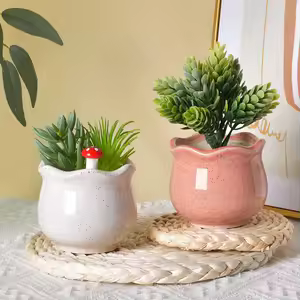 'phụ kiện trang trí bàn học cute '